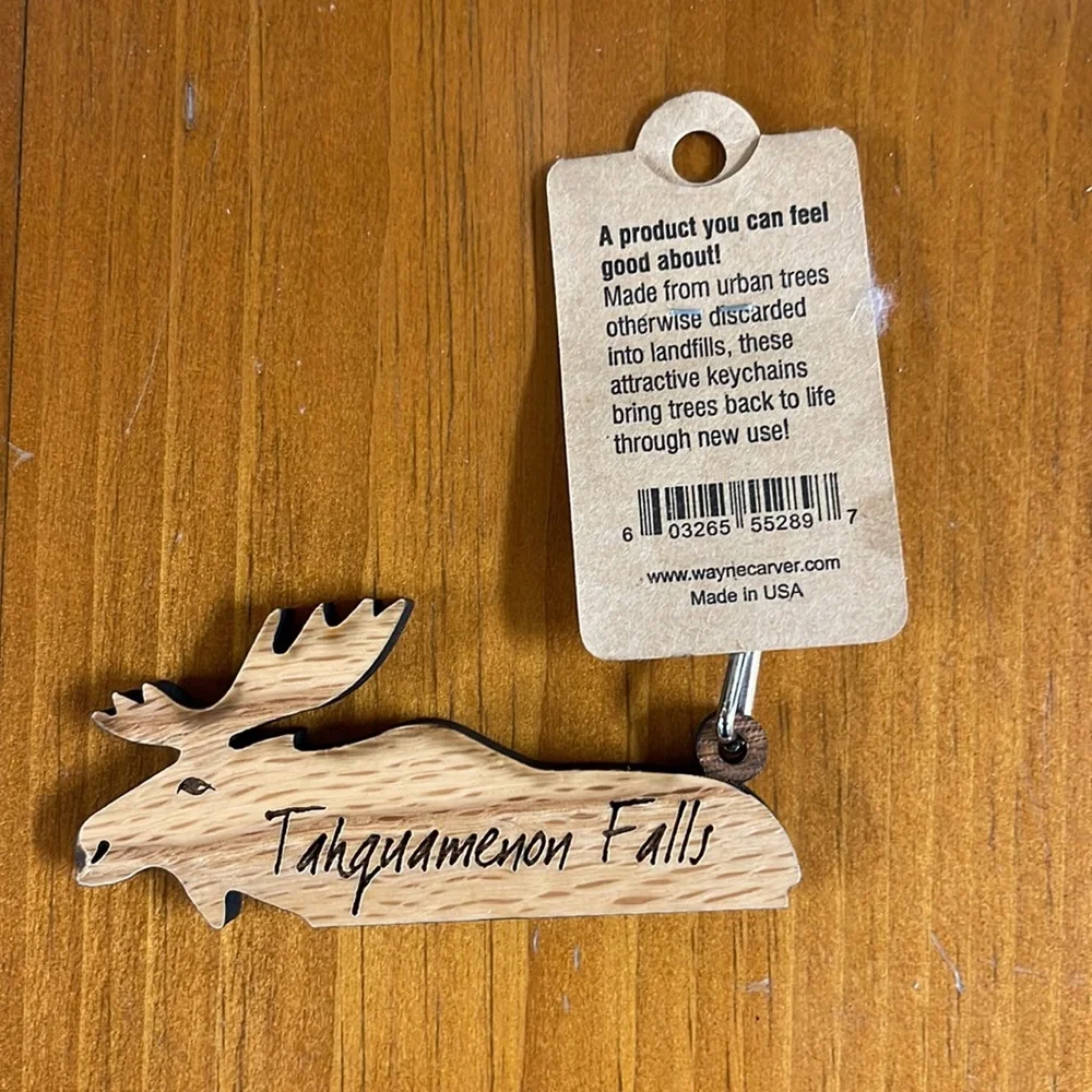 Tahquamenon Falls Moose Personalized “Sandra” Wooden Key Chain NWT